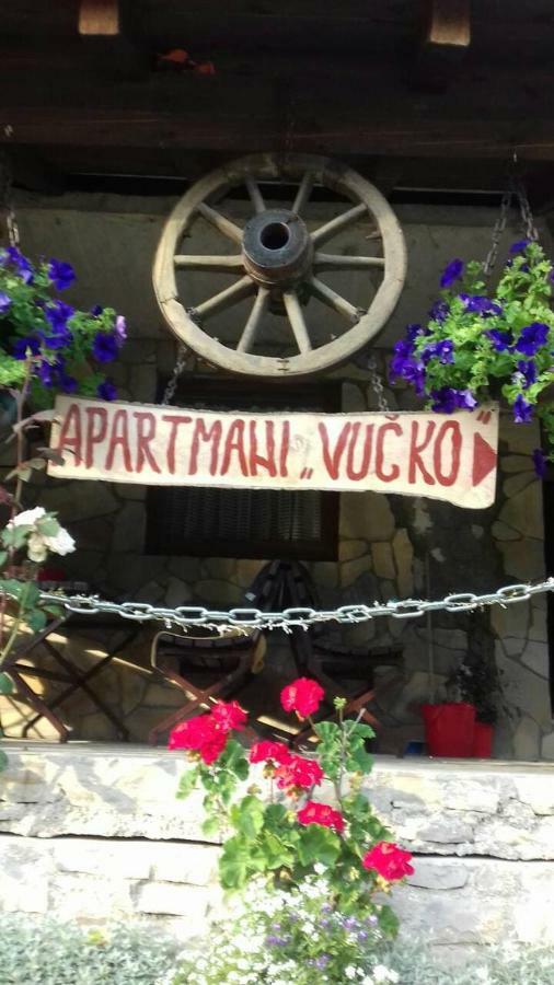Apartments Vucko Vlašić Eksteriør billede